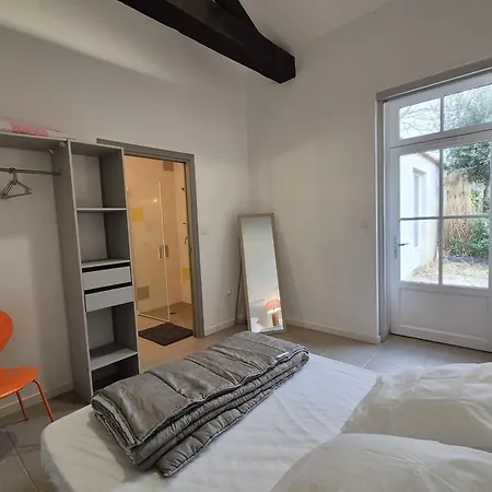 Spacious Duplex House In Casa de Férias Grosbreuil