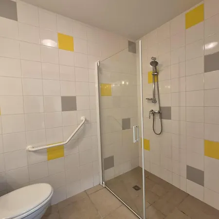 Prázdninový dům Spacious Duplex House In *