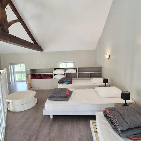 Spacious Duplex House In Holiday home Grosbreuil