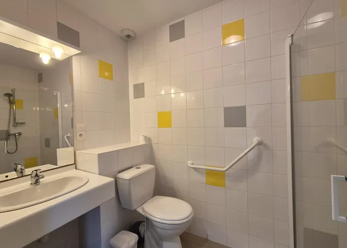 Casa de Férias Spacious Duplex House In Grosbreuil